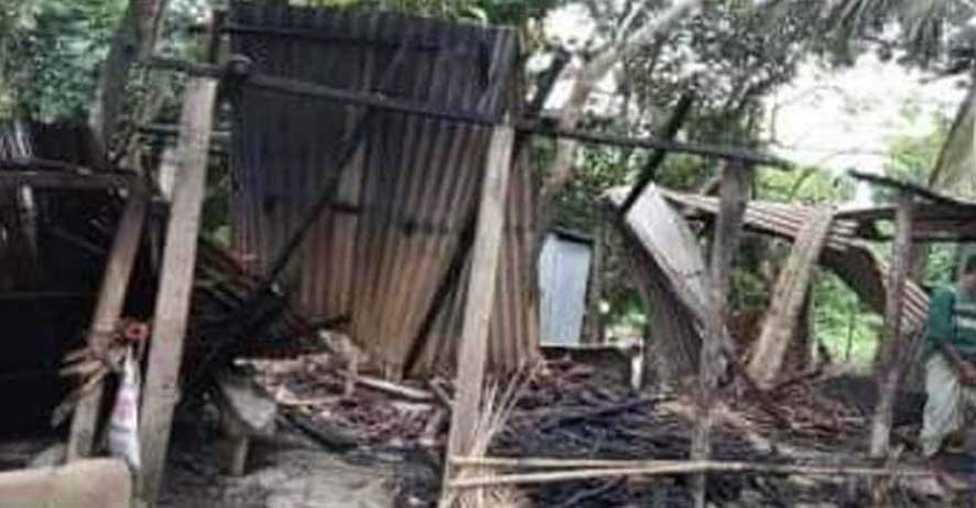বরুড়া উপজেলায় আগুনে পুড়ে শিশুর মৃত্যু