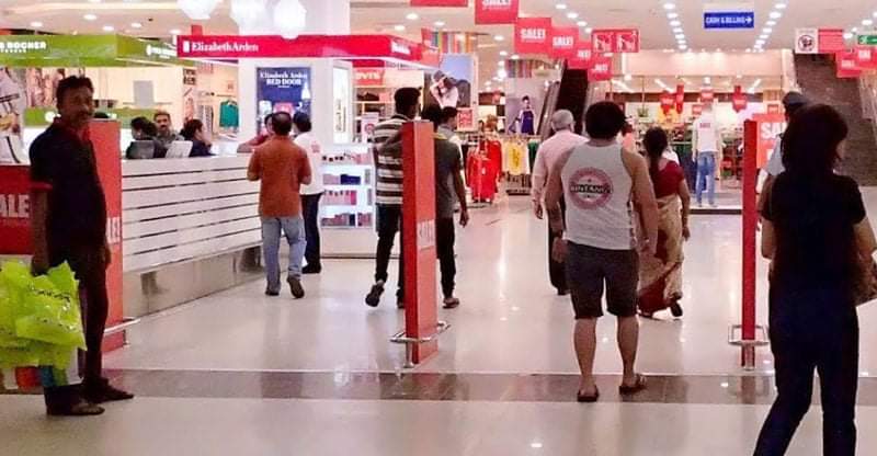 দেশে কাল থেকে খুলবে শপিংমল ও দোকানপাট