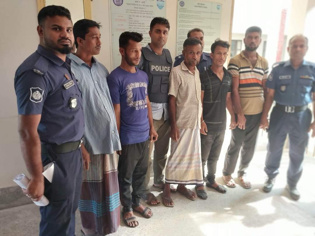 বরুড়ায় গরু চুরি মামলায় ৫ আসামী গ্রেপ্তার