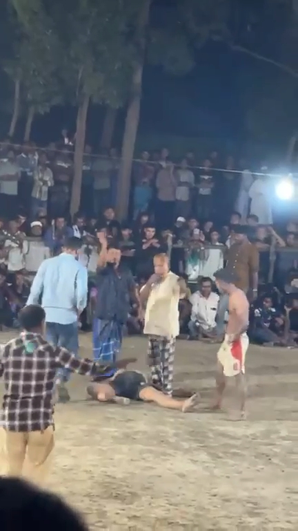 লালমাইয়ে কুস্তি প্রতিযোগিতা চলাকালীন মাঠে খেলোয়াড়ের মৃত্যু!