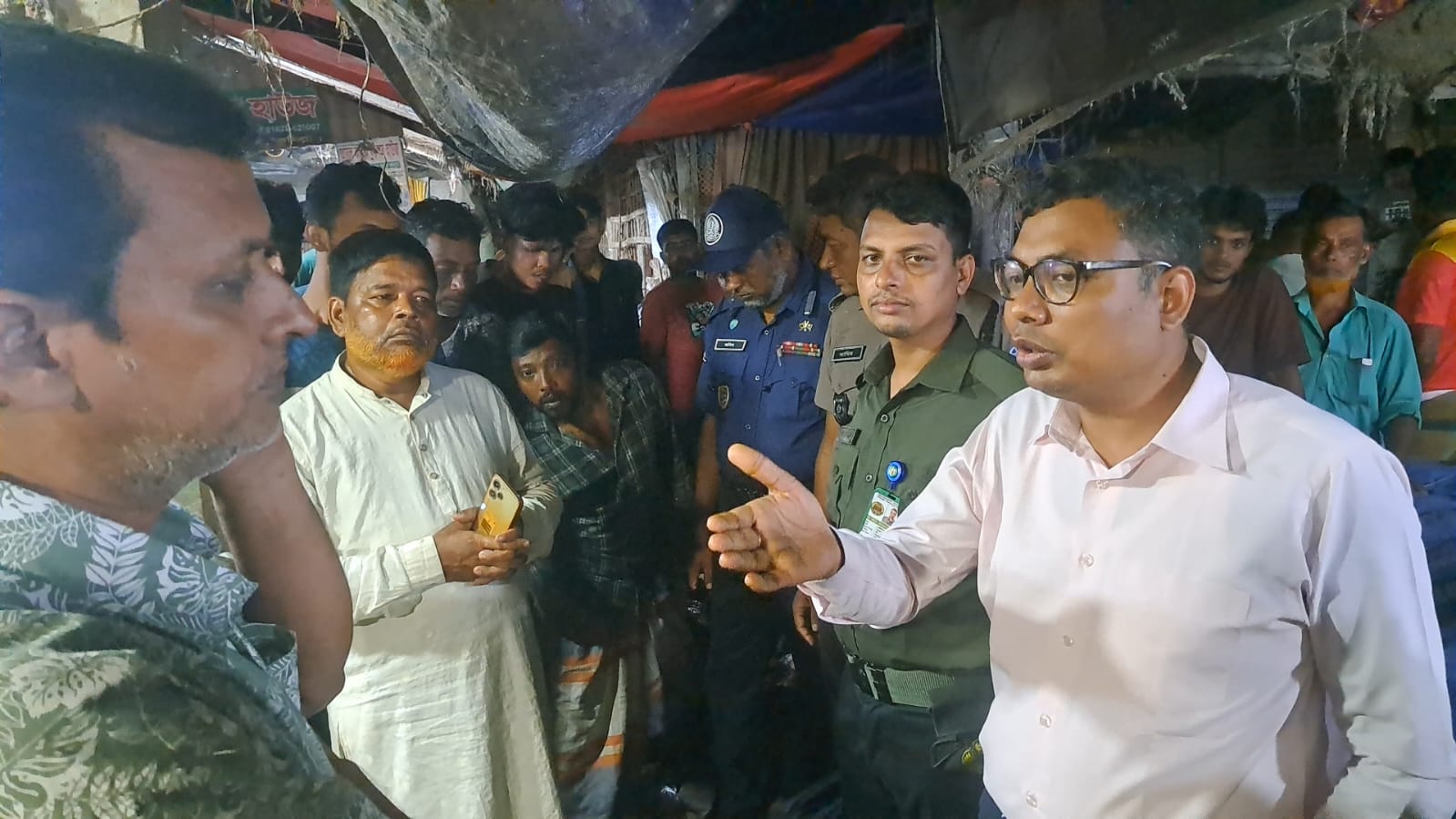 লালমাইয়ে মরা মুরগি বিক্রি: ব্যবসায়ীকে ১৫ হাজার টাকা অর্থদন্ড